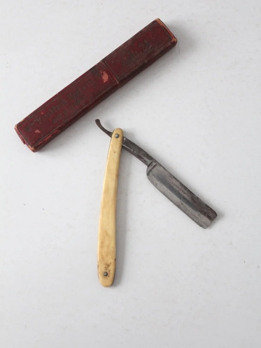 antique 22 Martin straight razor