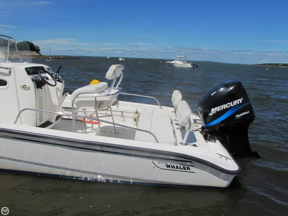 Boston Whaler Dauntless 220 Cushion Set (Bright White)