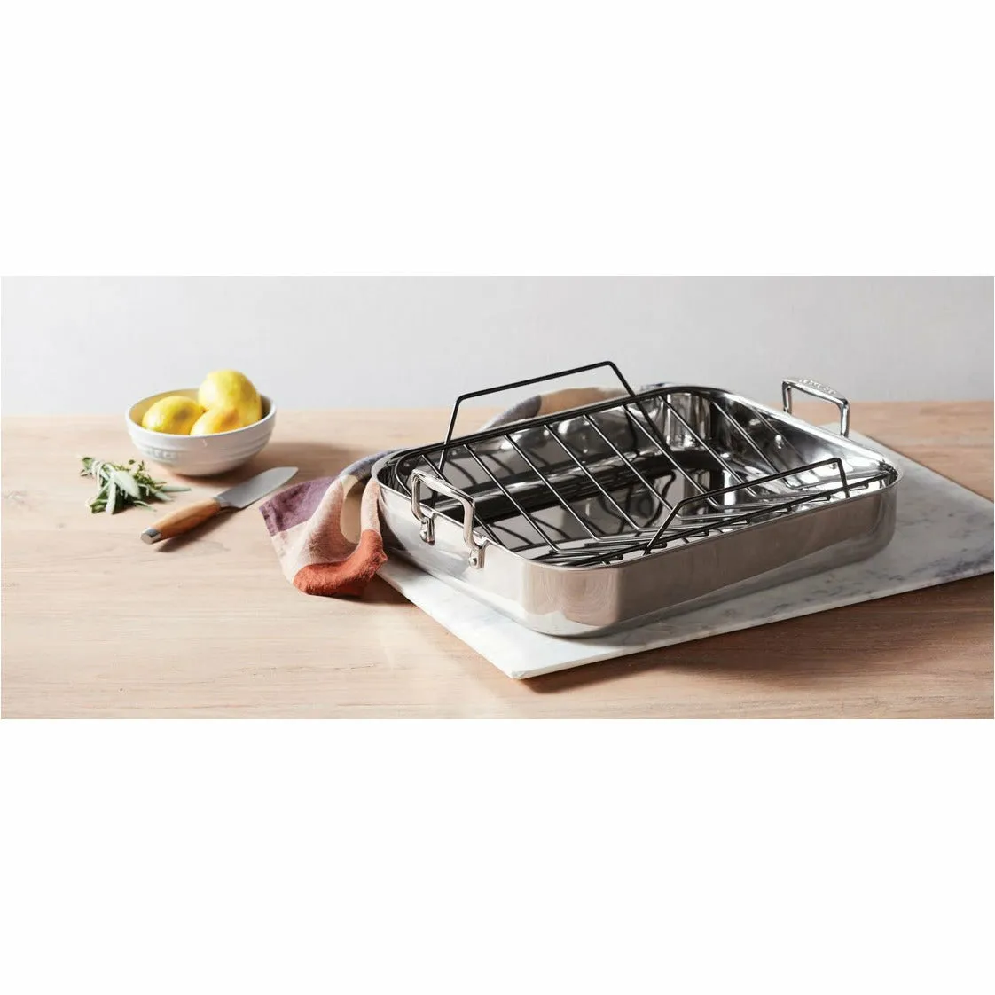 Le Creuset Roasting Pan w/ Rack