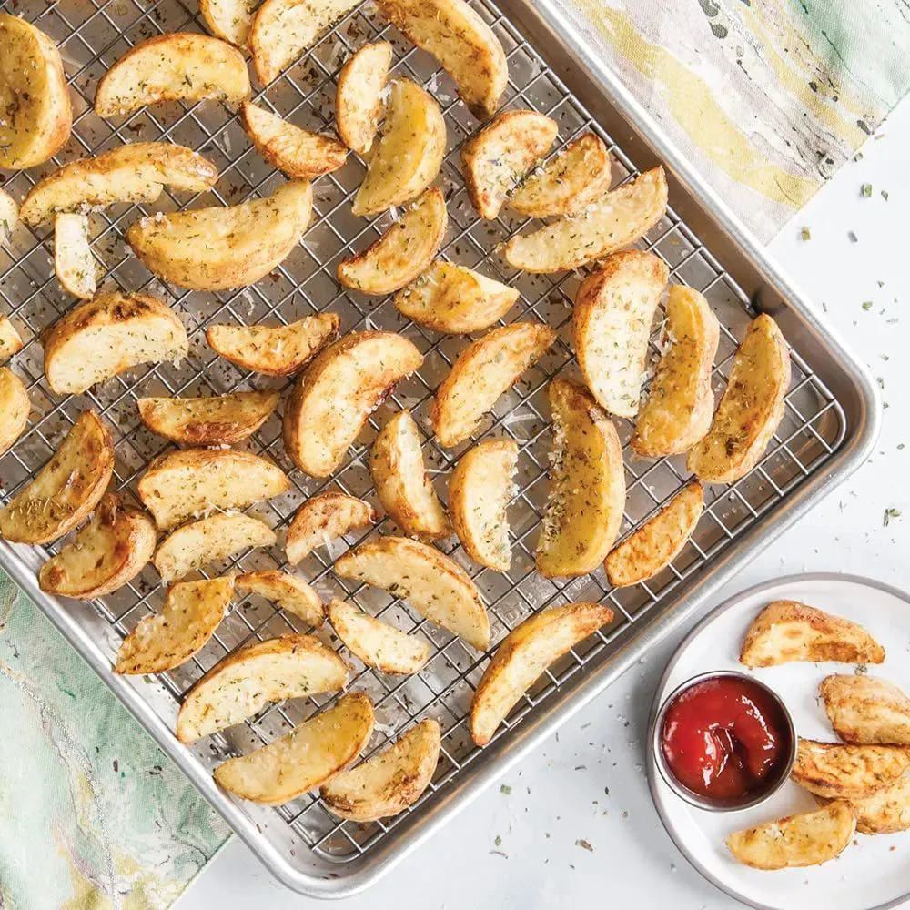 Naturals® Half Sheet w/ Oven-Safe Nonstick Grid