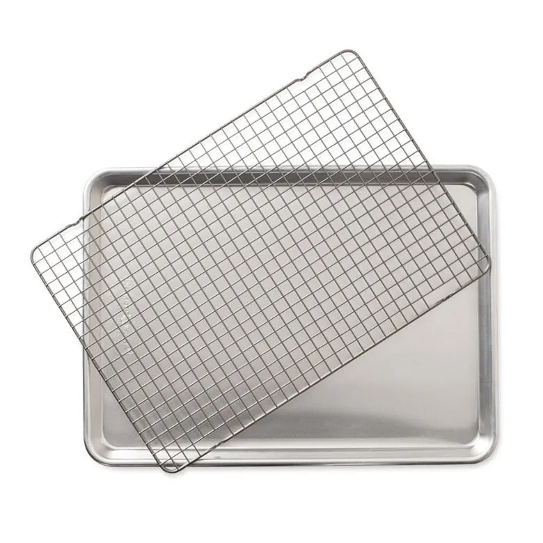 Naturals® Half Sheet w/ Oven-Safe Nonstick Grid