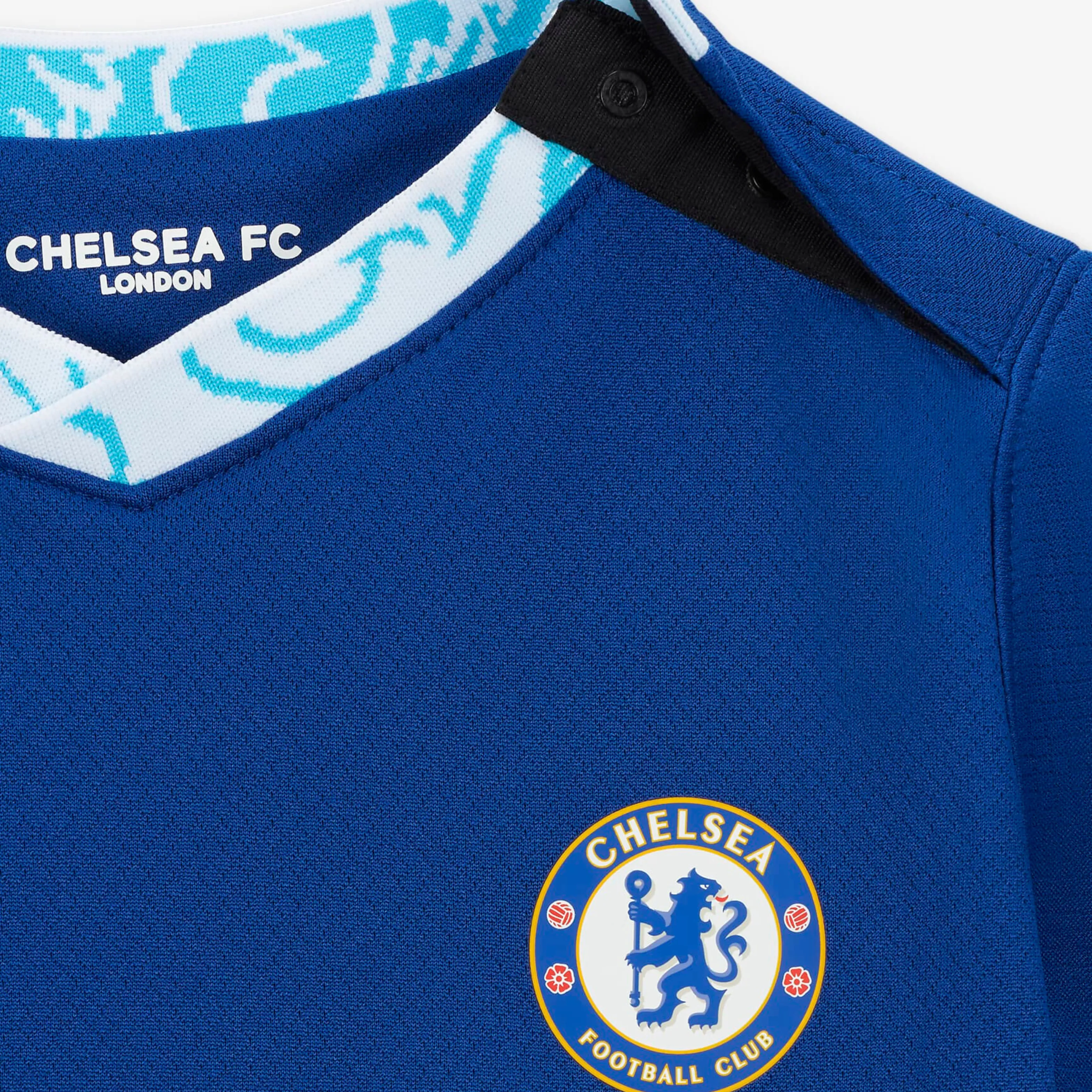 Nike Chelsea FC 2022/23 Home Mini