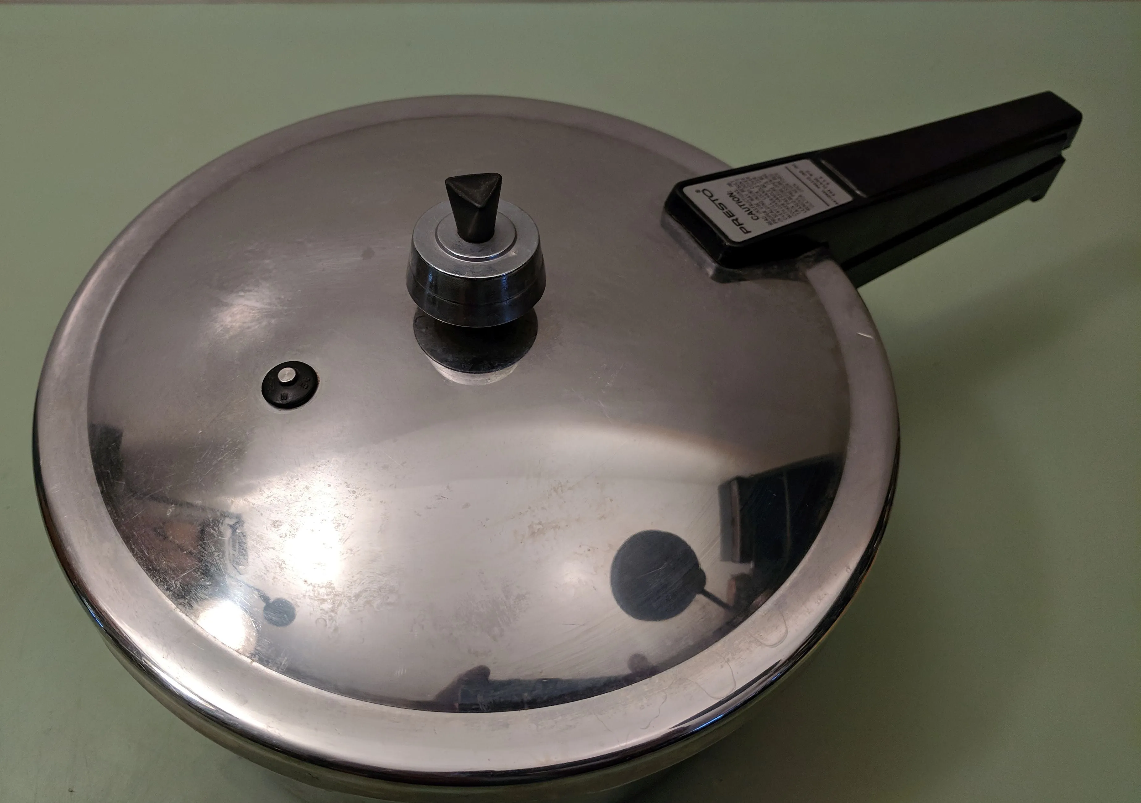 PRESTO Stainless Steel Pressure Cooker 409A c.1975 F*S