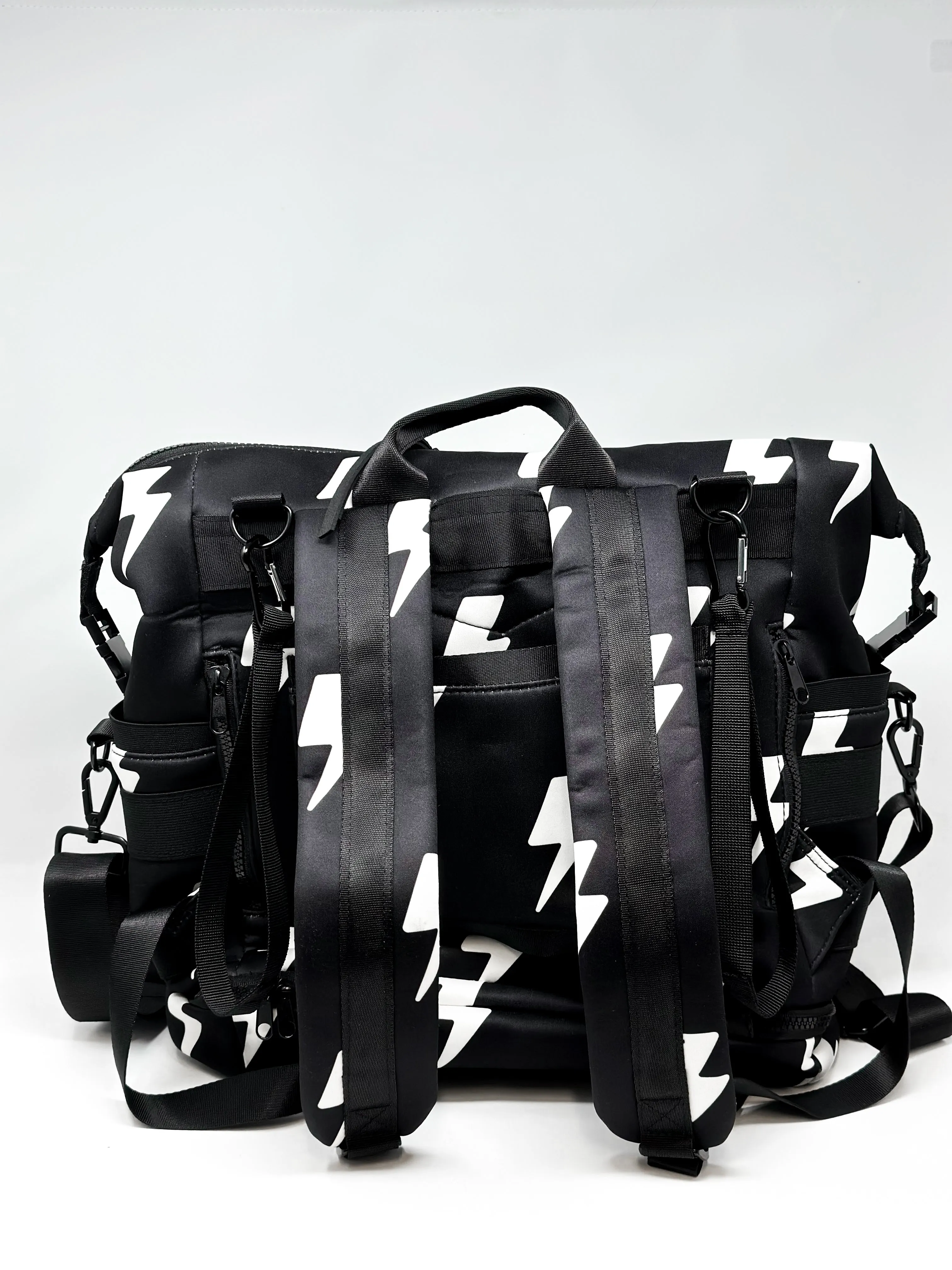 The Enzo 3-in-1 Diaper Bag in Jagger