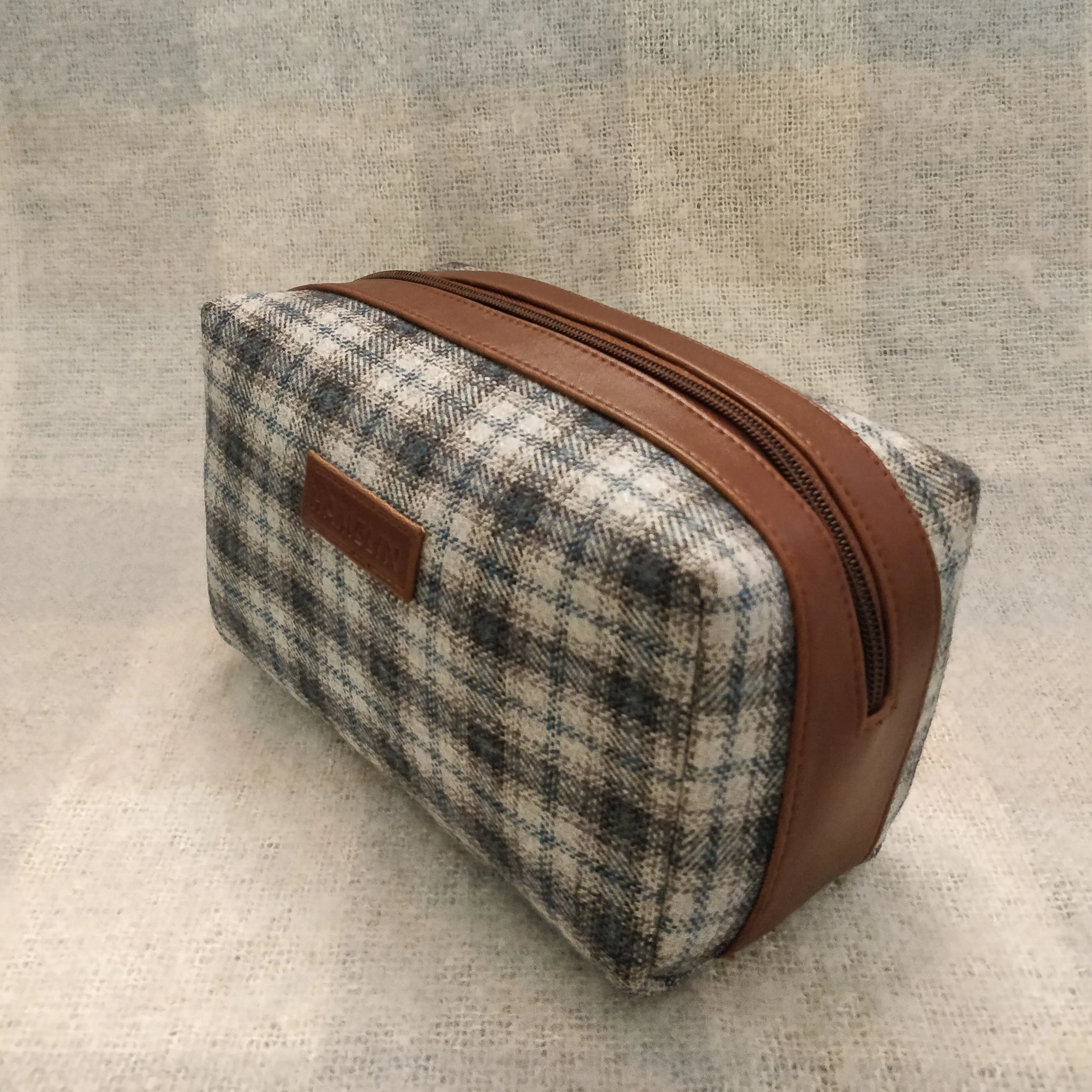 Tweed DOPP Kit for Men (Arctic Twill)