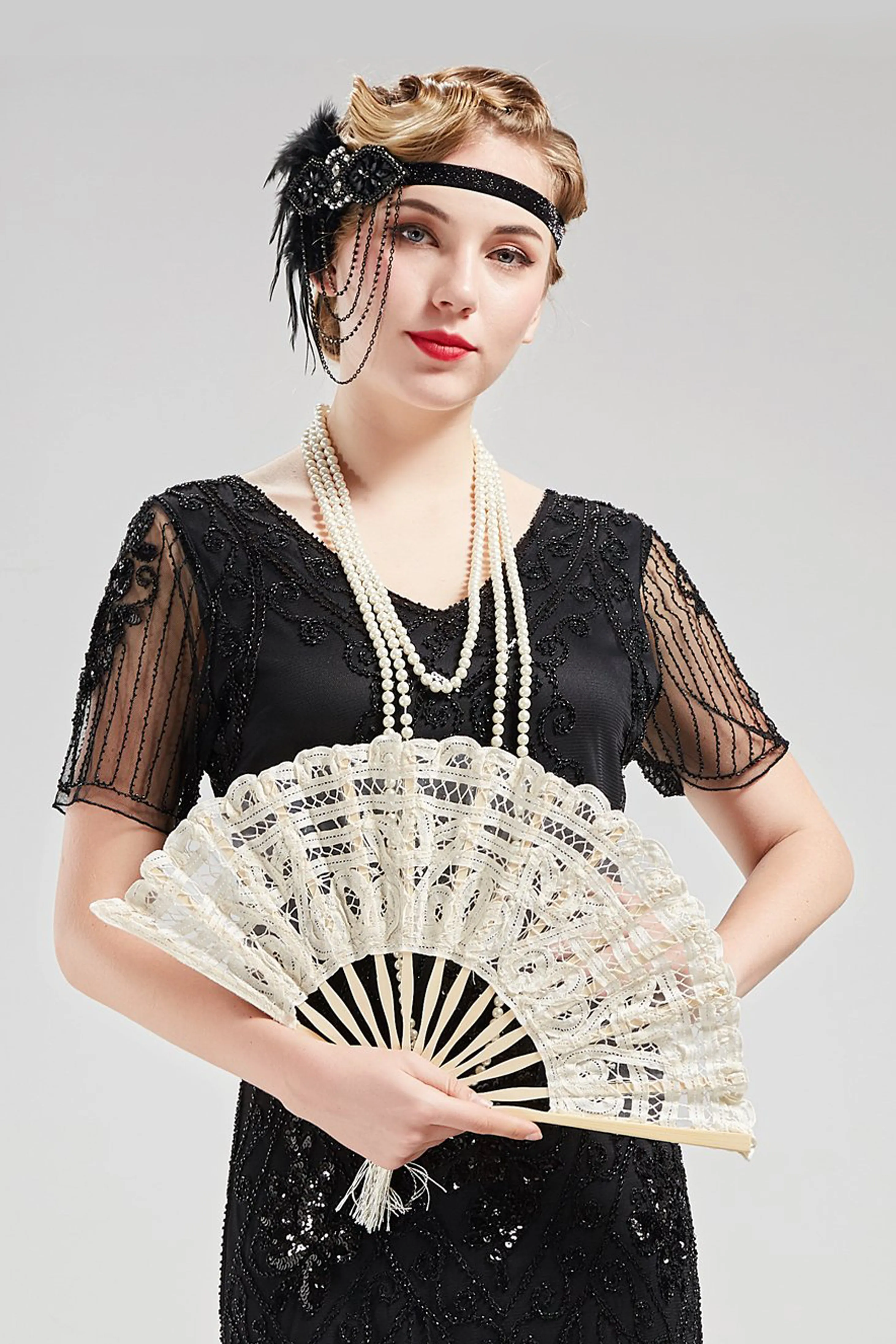 Vintage Lace Design Folding Fan